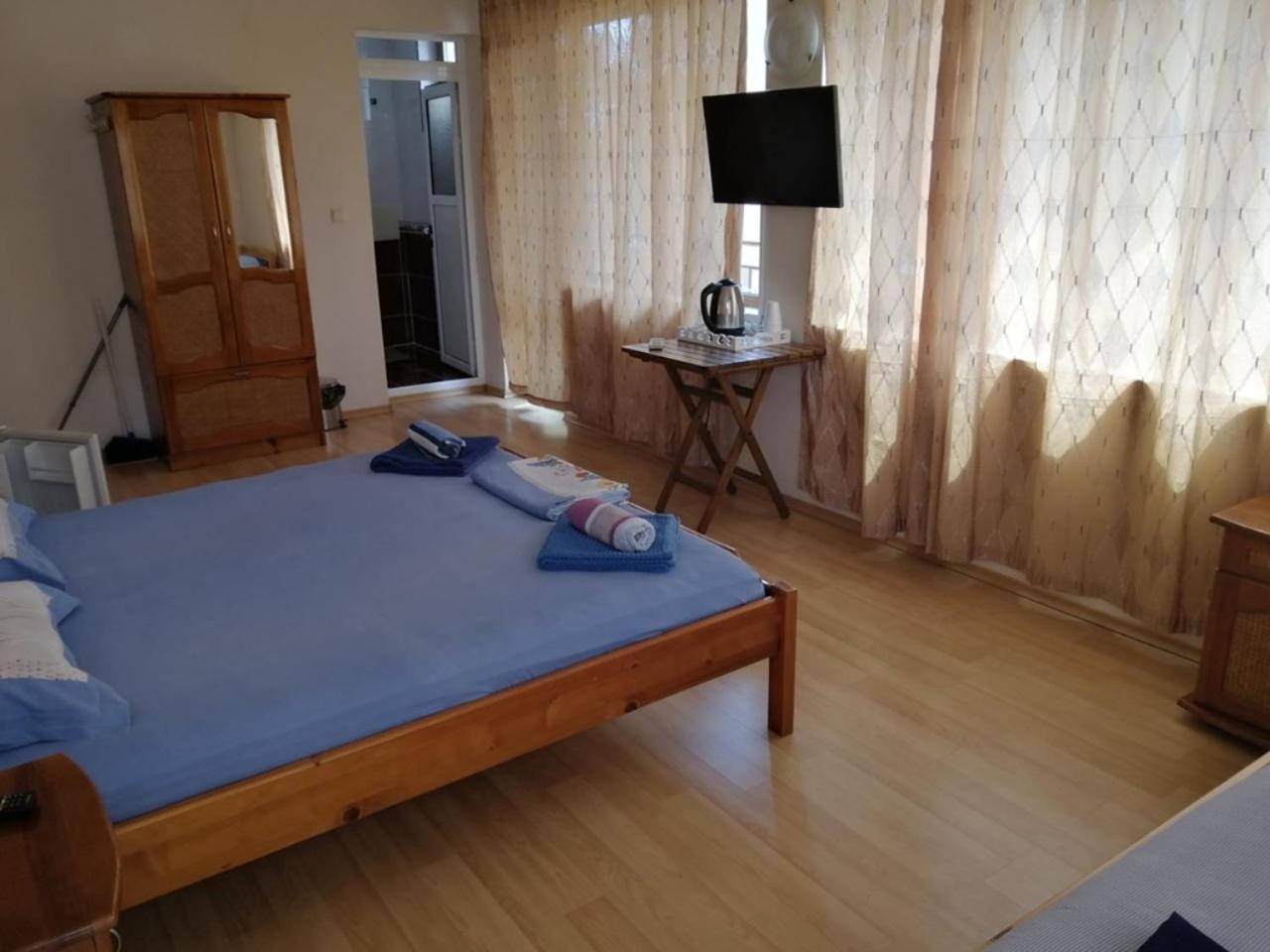 Guest House "Zora - Sarafovo" Burgas Exterior photo