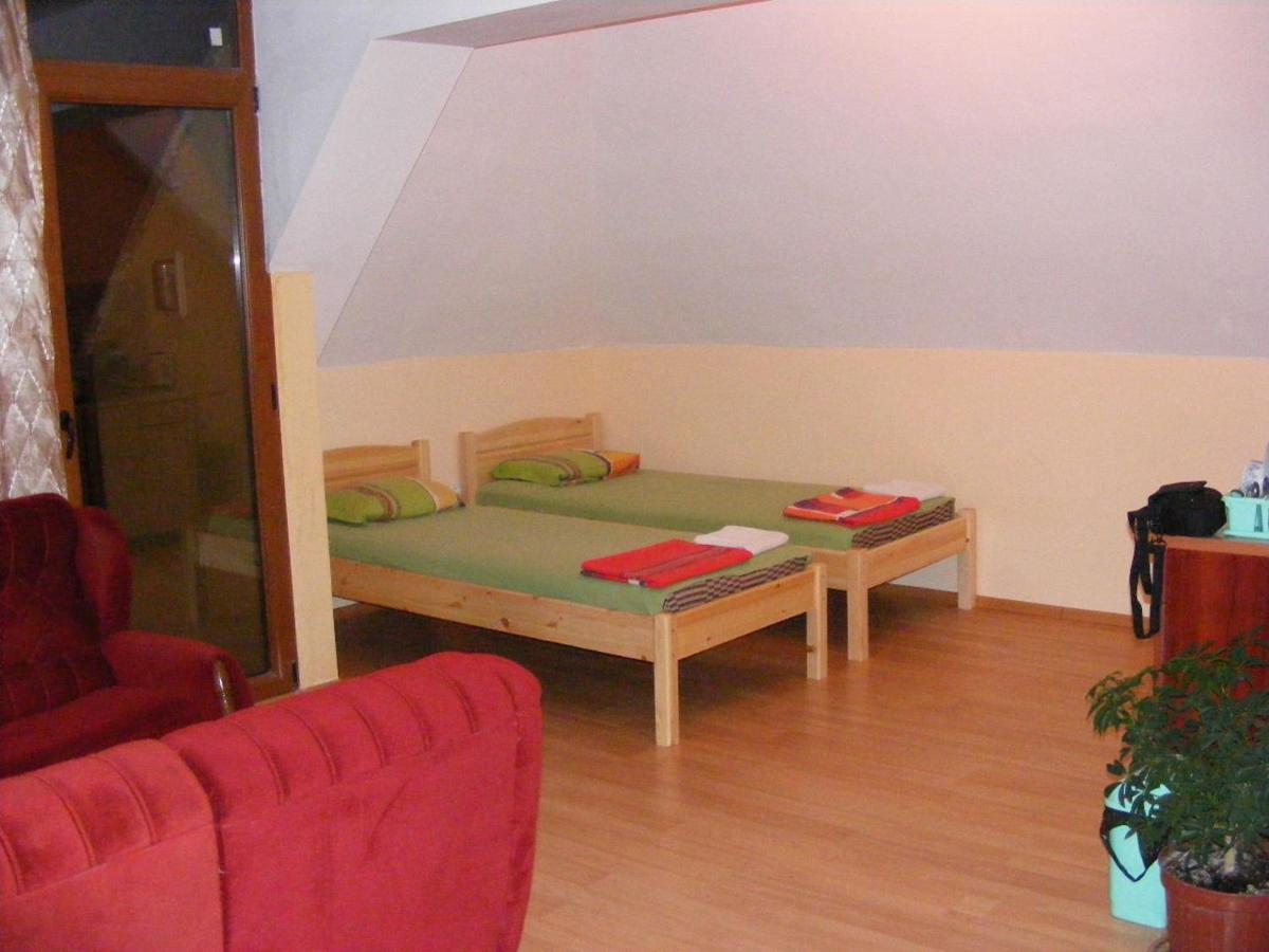 Guest House "Zora - Sarafovo" Burgas Exterior photo