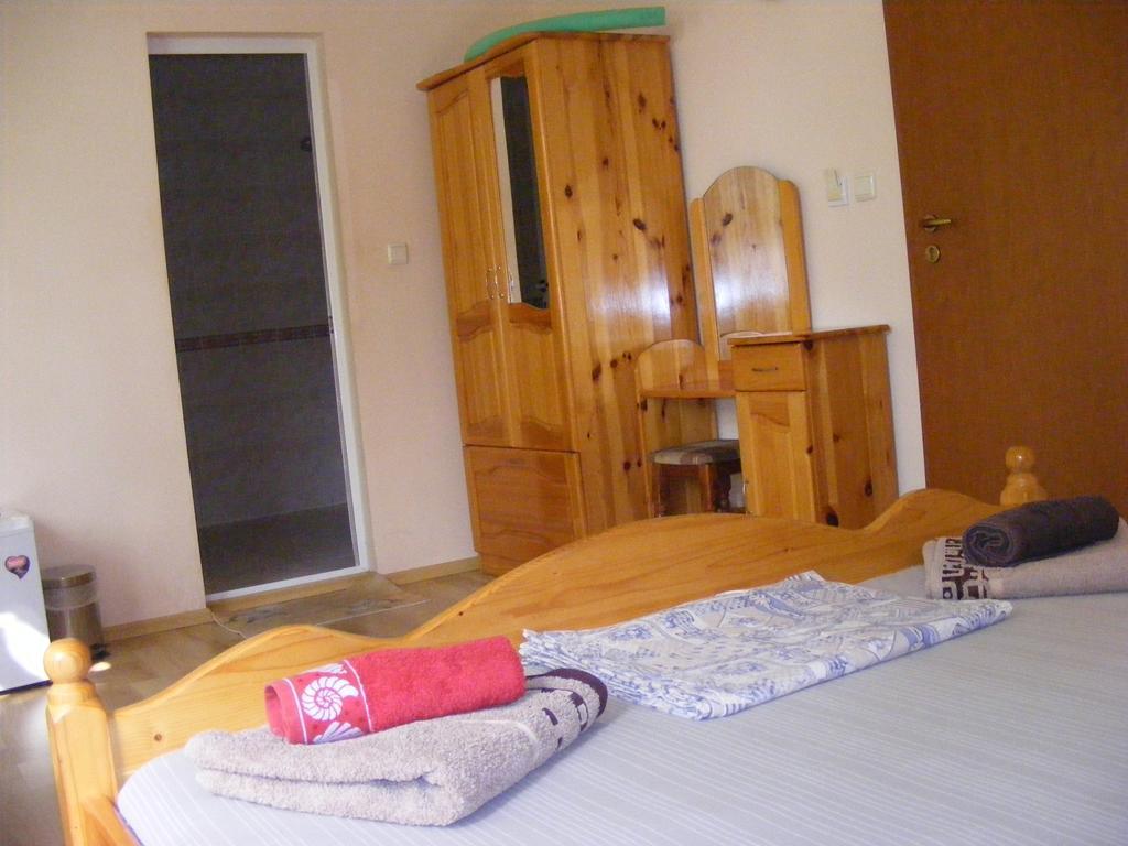 Guest House "Zora - Sarafovo" Burgas Exterior photo