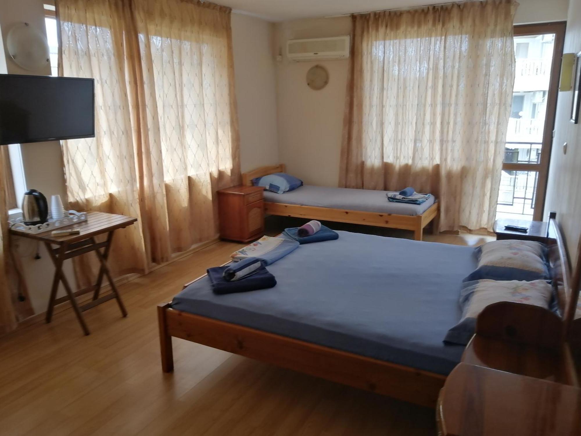 Guest House "Zora - Sarafovo" Burgas Exterior photo