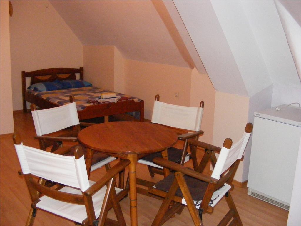 Guest House "Zora - Sarafovo" Burgas Exterior photo
